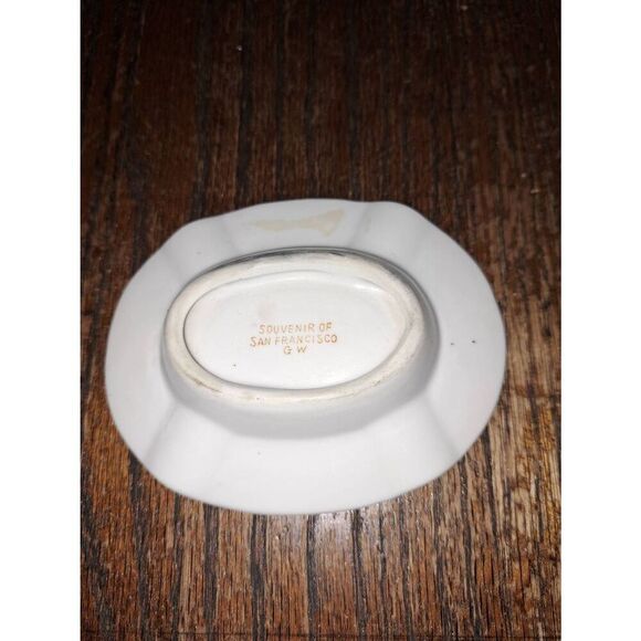 Vintage San Francisco Cable Car China Town Golden Gate Oval Ceramic Ashtray - Picture 5 of 5